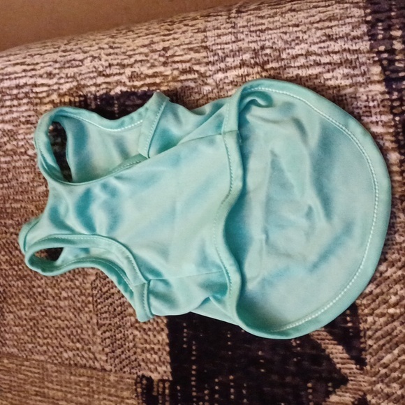 4/$40 New Green Dog Tank Top - Size Small - Picture 3 of 5